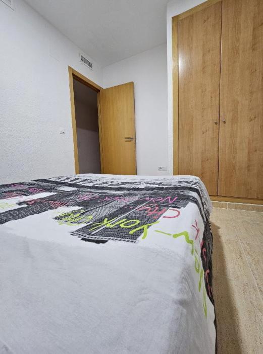 Habitacion En Piso Compartido Cerca De Playa Apartman Xilxes  Kültér fotó