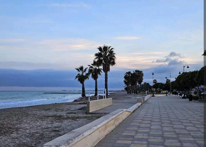 Habitacion En Piso Compartido Cerca De Playa Apartman Xilxes  Kültér fotó